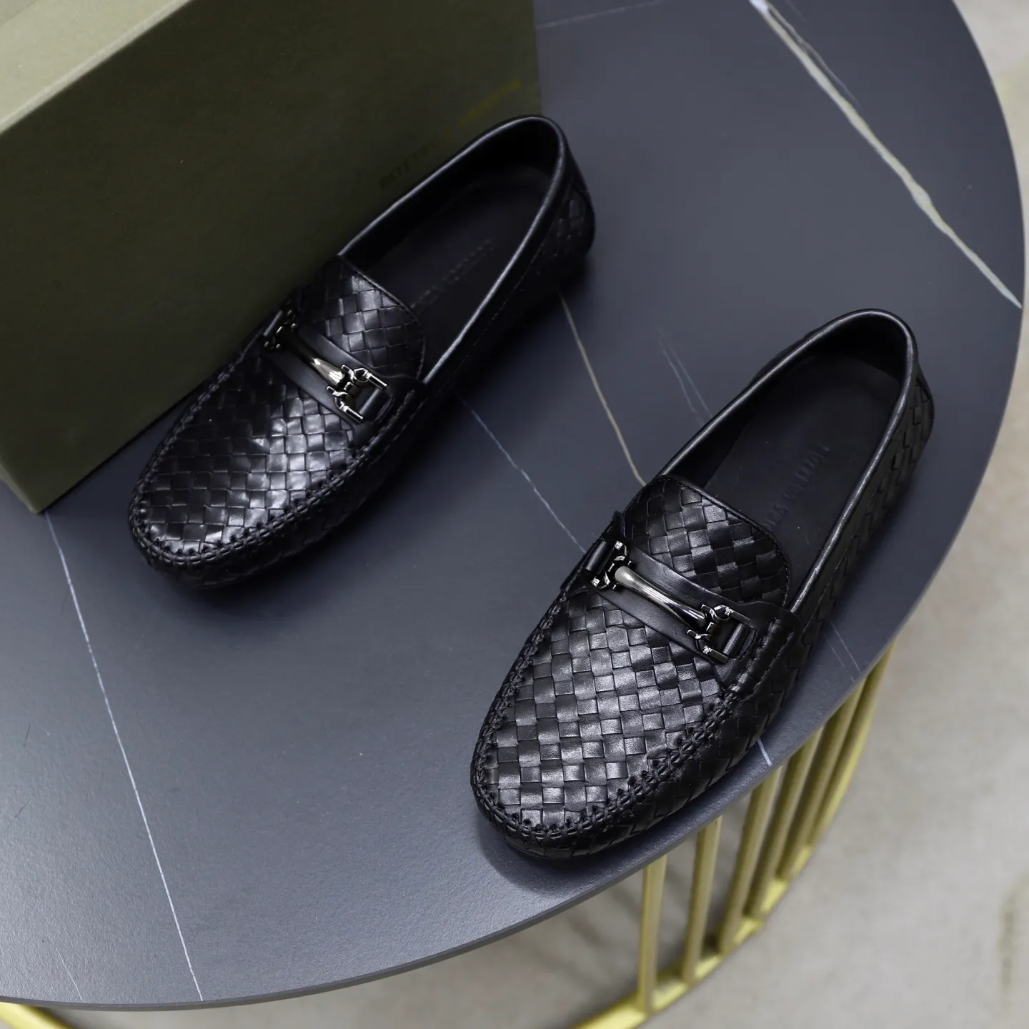 Men's shoes 💰500💰BOTTEG* VENET* - high-end boutique Size: 38-44 (45 custom-made) BV new product, calfskin artificially woven classic style harmoniously blends with contemporary fashion temperament, rubber soles are light and flexible, water-dyed cowhide!